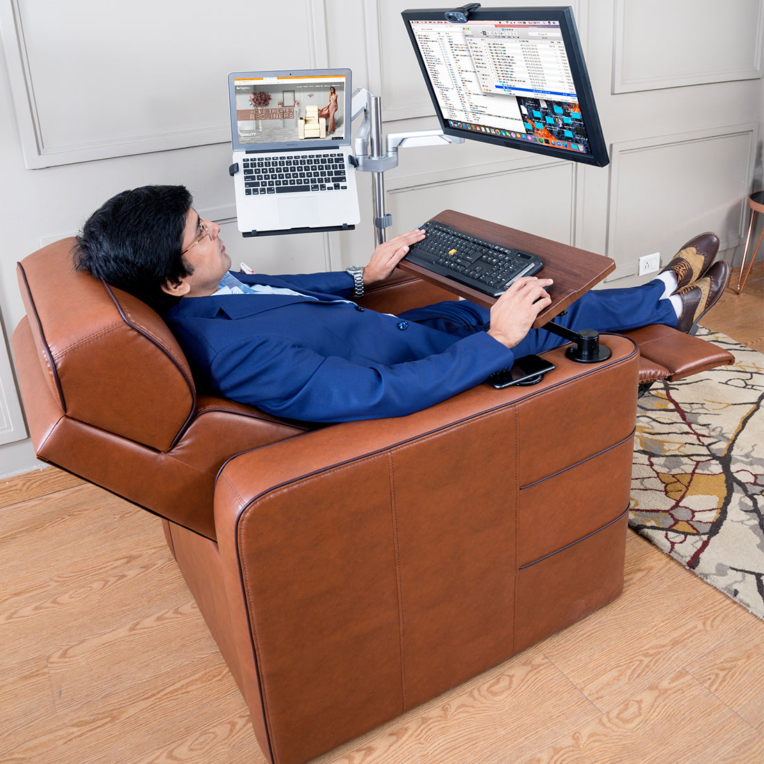 Buy Work From Home Recliner - Zuum Executive Online in India, Work From Home Recliner, Motorized Recliner, Leather Recliner, Living Room Recliner, Workspace Recliner, WFH Recliner, Home Office Recliner